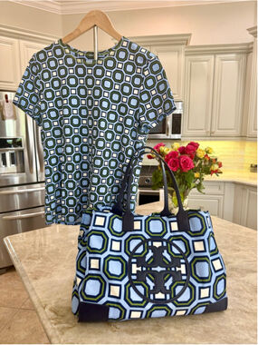 Tory Burch Short Sleeve Tee and matching tote S Blue Green Geometric Print
